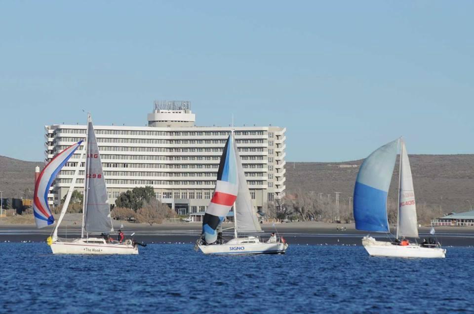 Hotel Rayentray Puerto Madrin