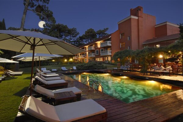 Barradas Parque Hotel & Spa en Punta del Este, Uruguay. Puede reservarlo con la Agencia de Viajes ATN Travel Services.